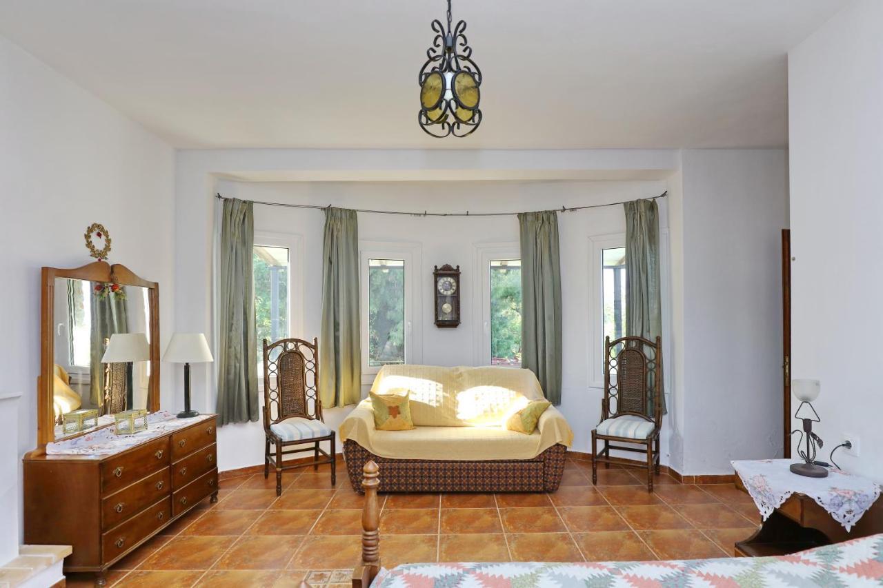 Aloni Villa Скопелос Екстериор снимка