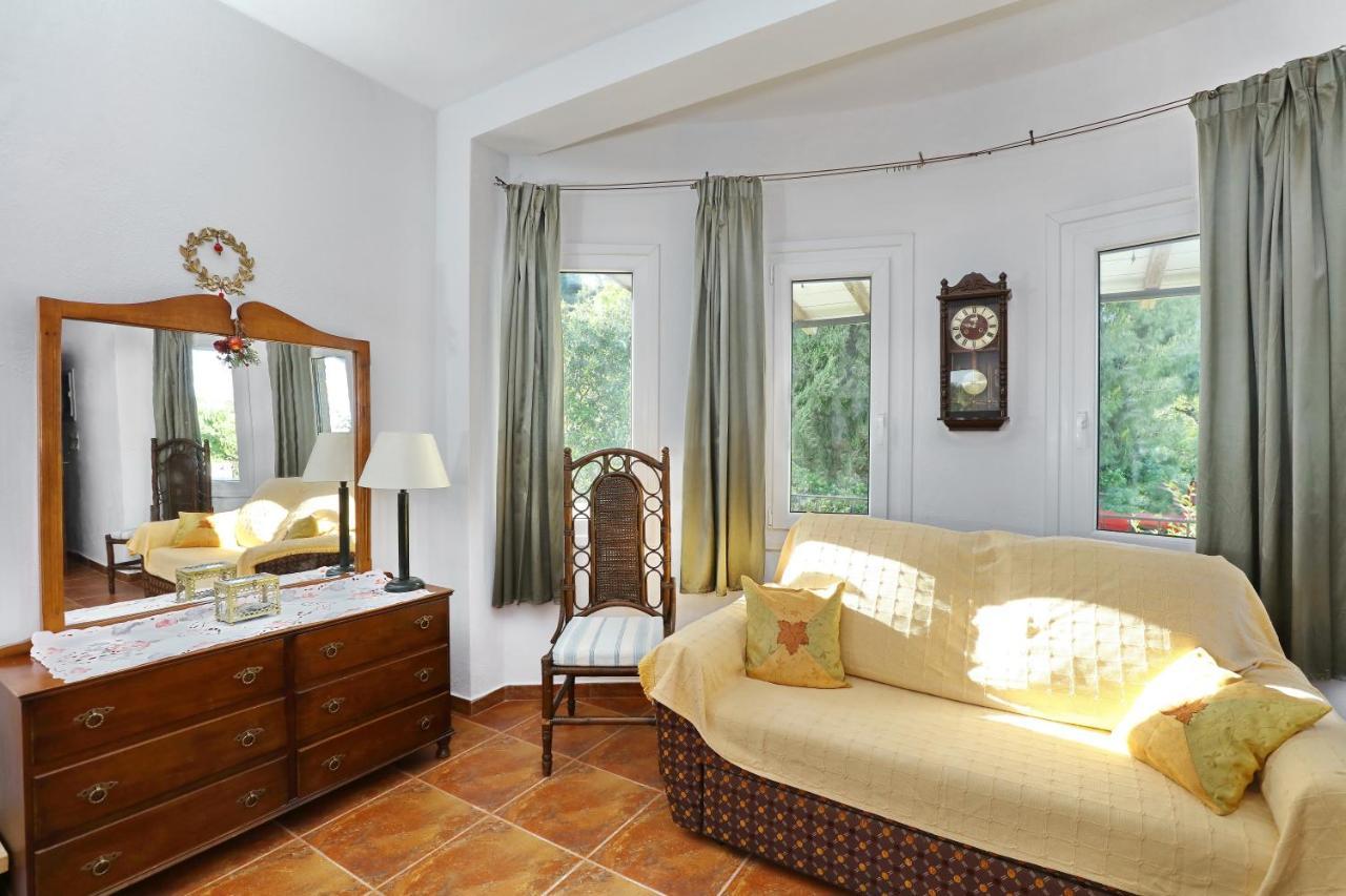 Aloni Villa Скопелос Екстериор снимка