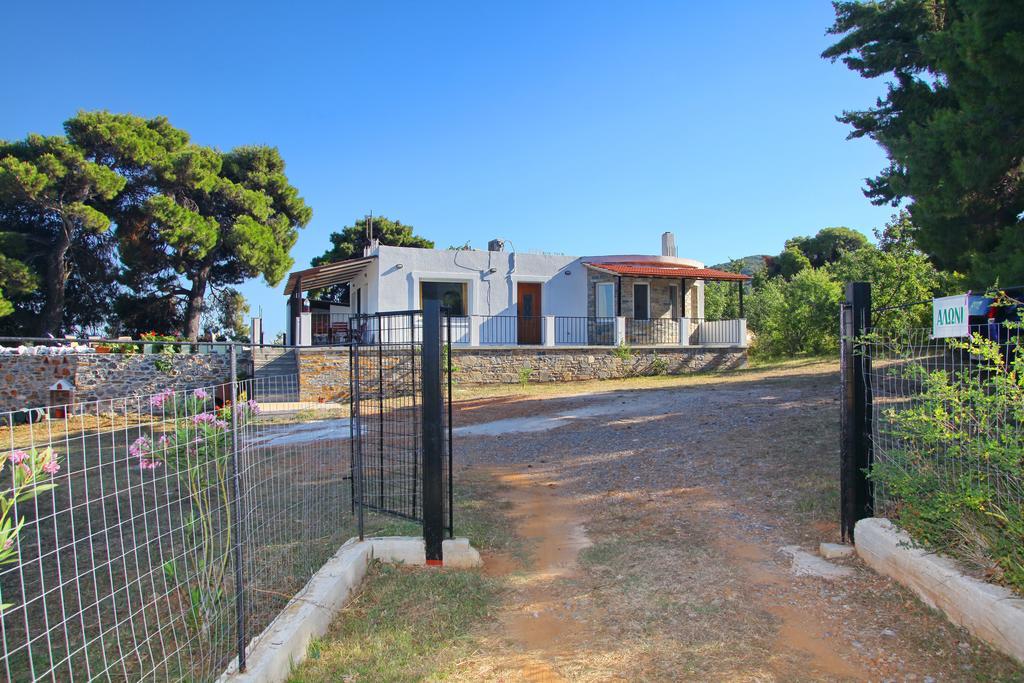 Aloni Villa Скопелос Екстериор снимка